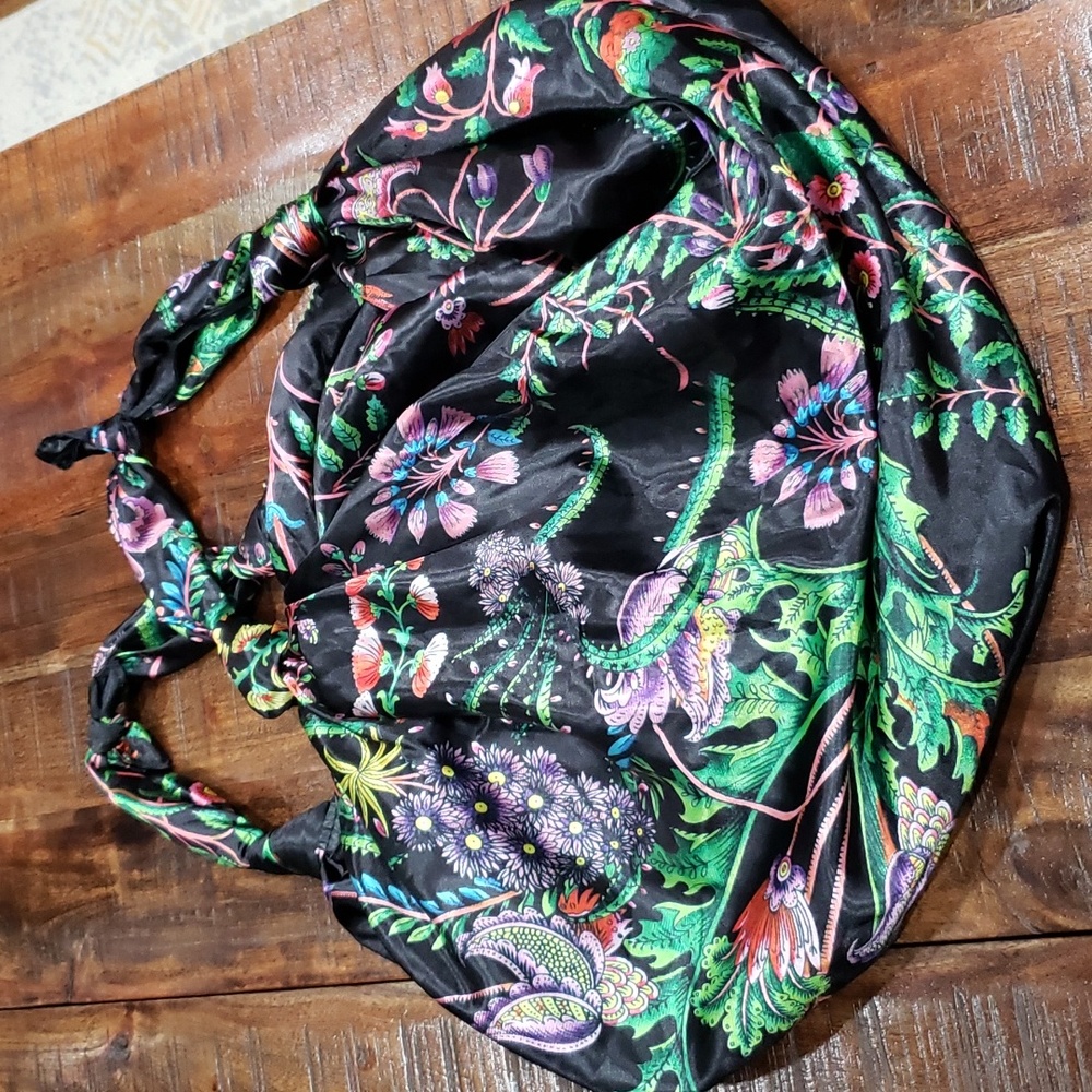 Zara knotted tie satin hobo bag - Picture 5 of 6